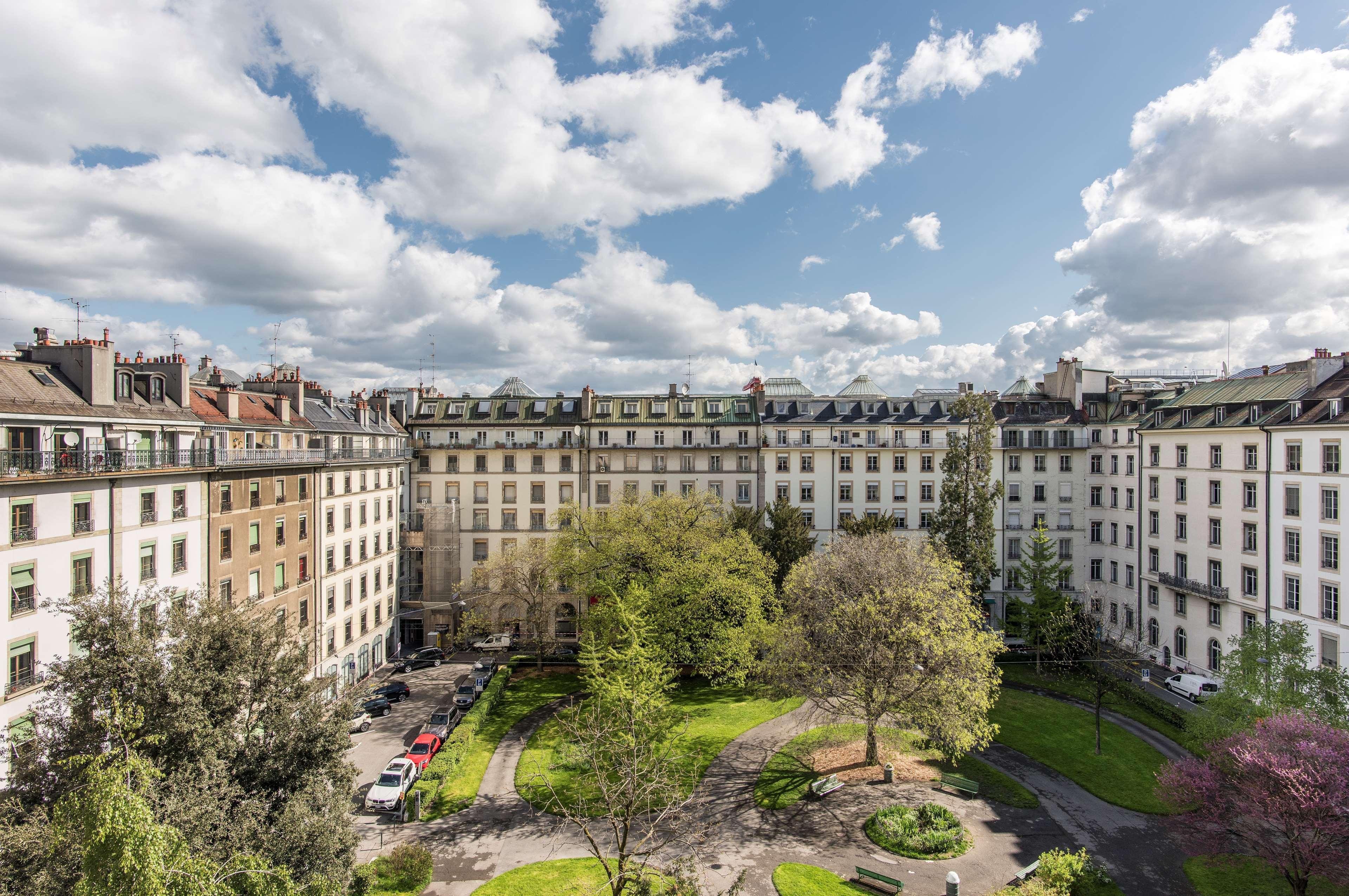 Hotel Bristol Geneva Exterior photo